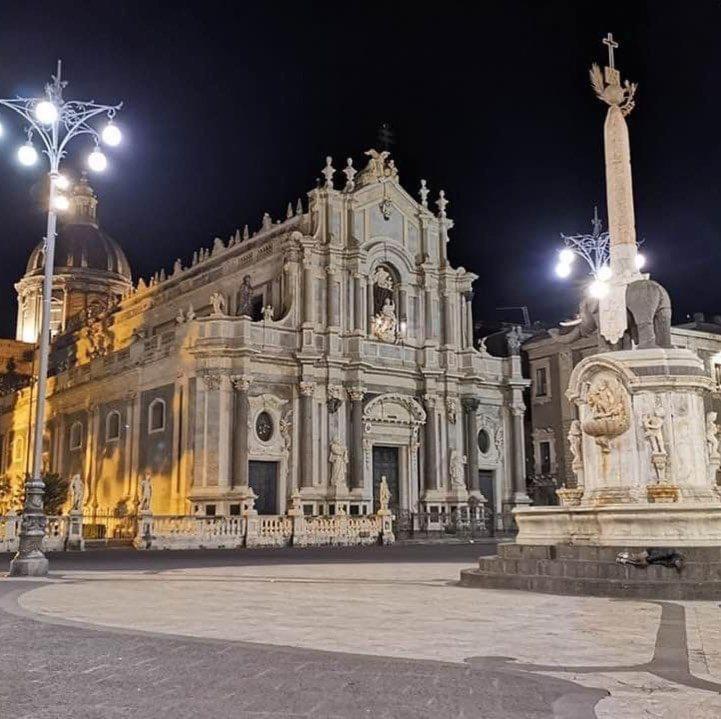 Sweet Home Catania Historic Center Esterno foto