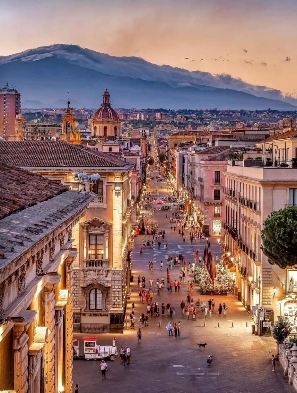 Sweet Home Catania Historic Center Esterno foto